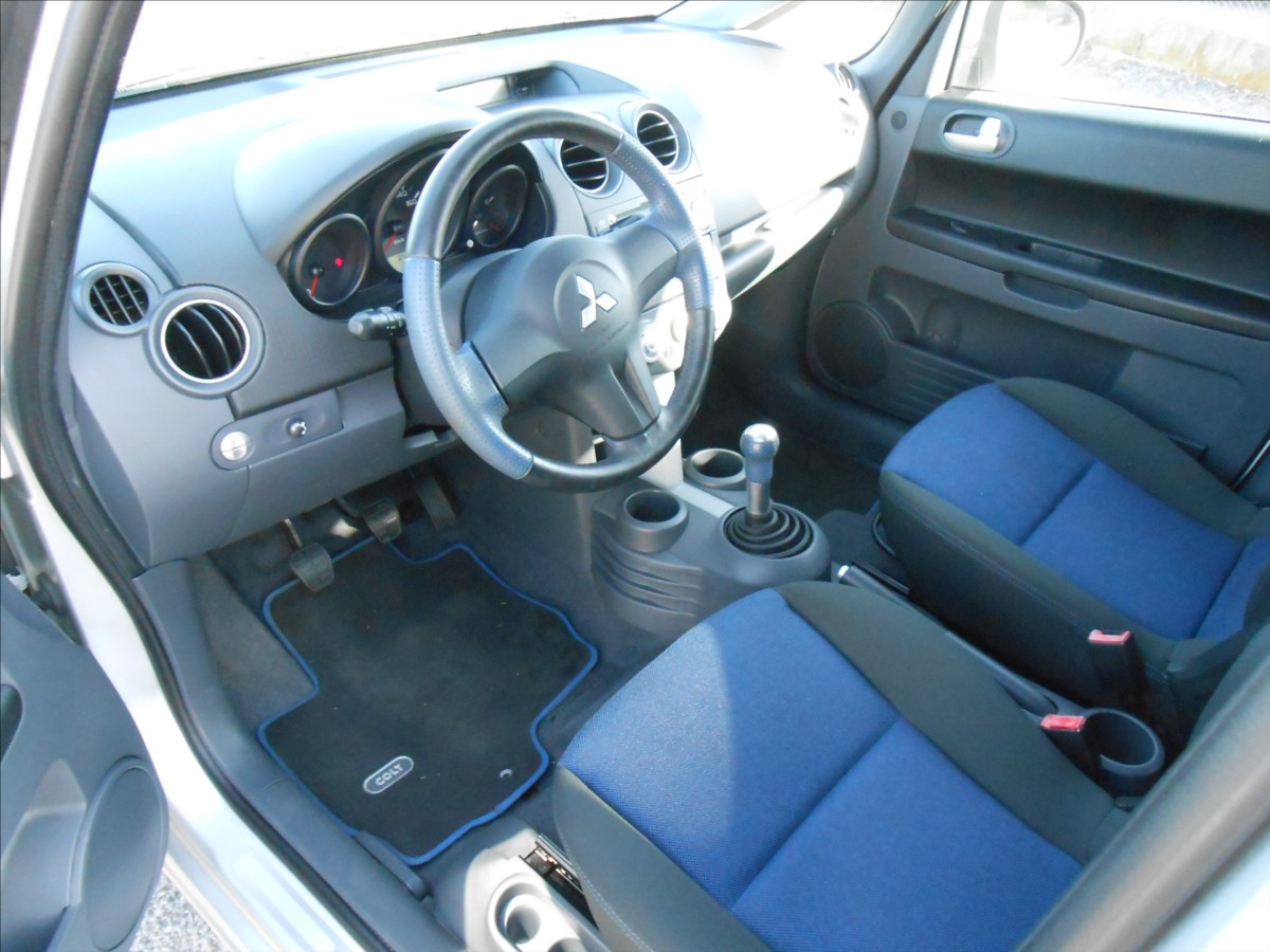 Mitsubishi Colt