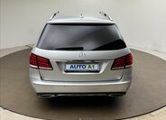 Mercedes-Benz Třídy E Kombi 3,0 l 170 kw