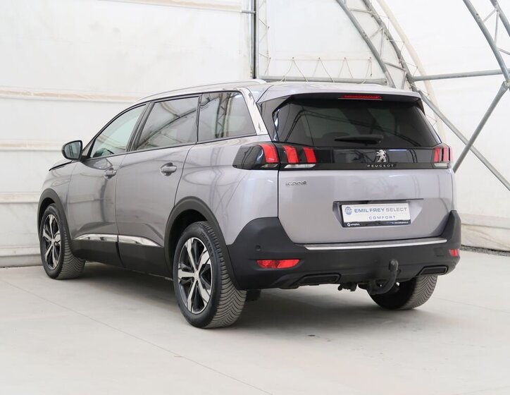 Peugeot 5008 SUV / Terénní 1,2 l 96 kw
