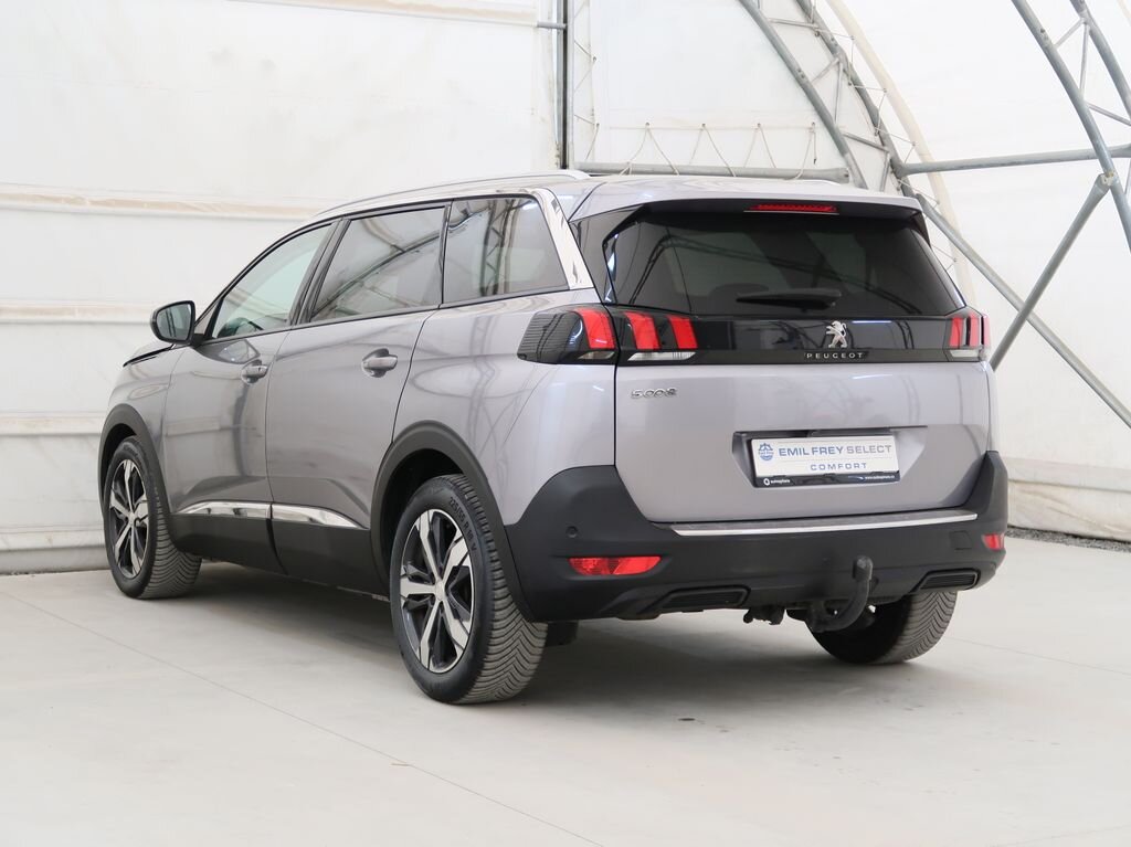 Peugeot 5008 SUV / Terénní 1,2 l 96 kw
