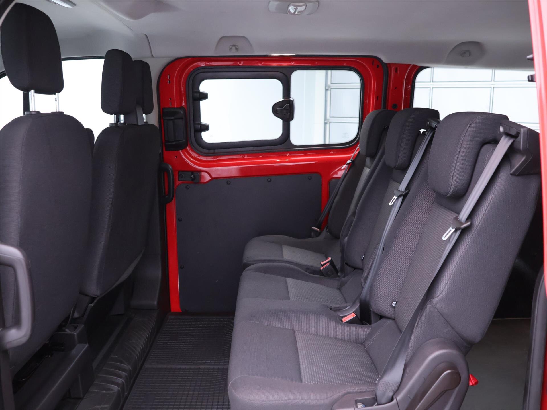 Ford Transit Custom Kombi 2,0 l 77 kw