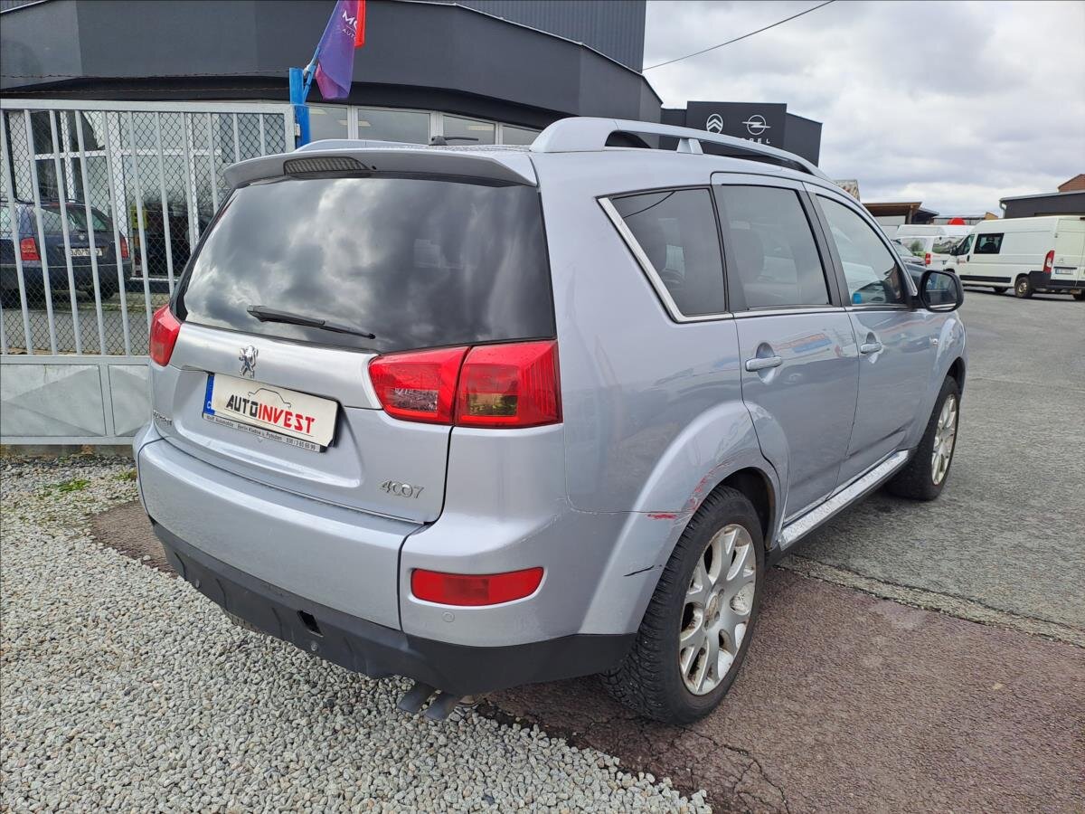 Peugeot 4007 SUV / Terénní 2,2 l 115 kw