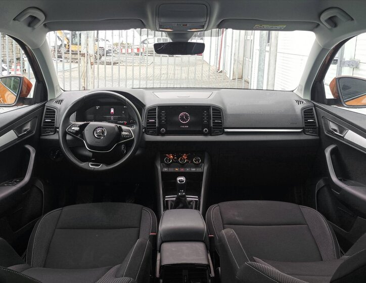 Škoda Karoq SUV / Terénní 1,5 l 110 kw