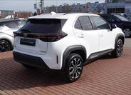 Toyota Yaris Cross 4