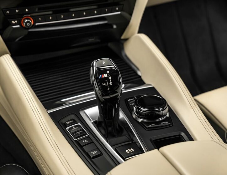 BMW X6 SUV / Terénní 3,0 l 280 kw