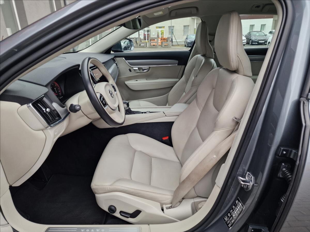 Volvo V90 Kombi 2,0 l 140 kw