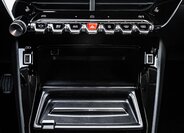 Peugeot 208 Hatchback 1,2 l 74 kw