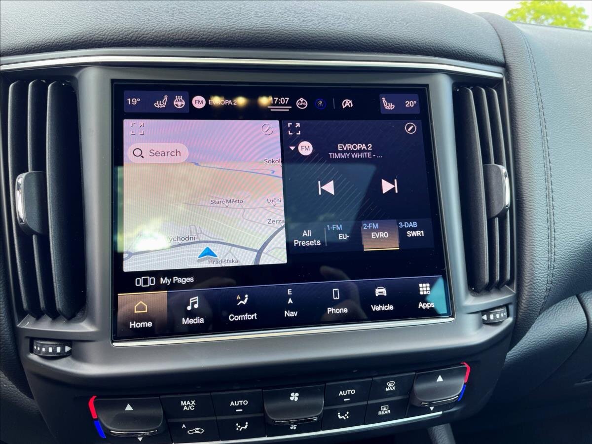 Maserati Levante SUV / Terénní 3,0 l 257 kw