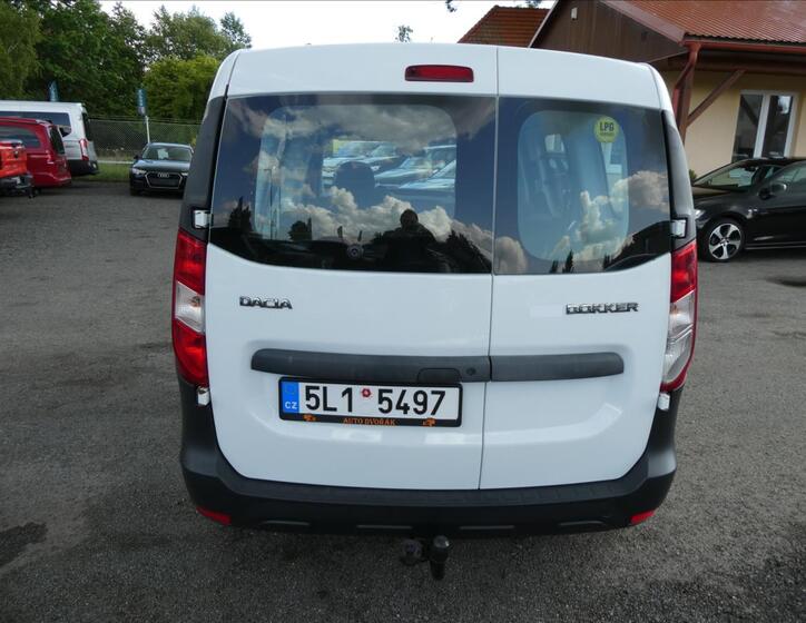 Dacia Dokker 8