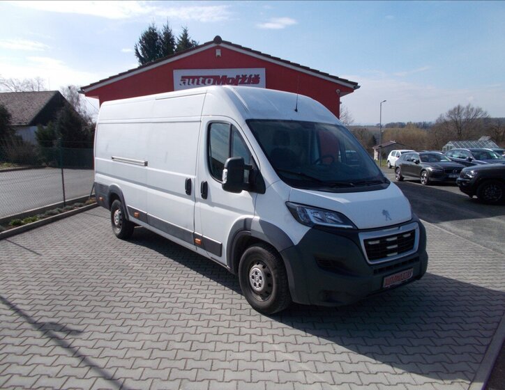 Peugeot Boxer Skříň 2,0 l 120 kw