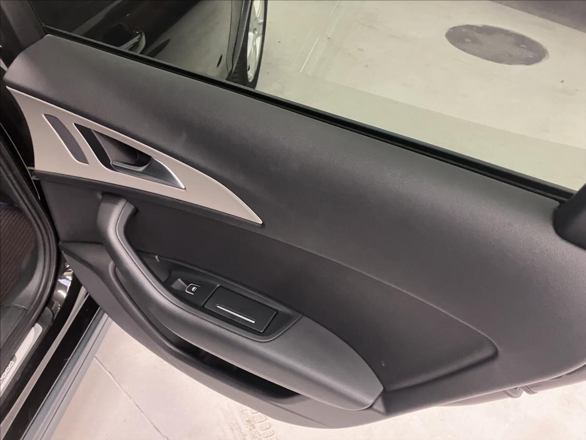 Audi A6 Allroad Kombi 3,0 l 200 kw