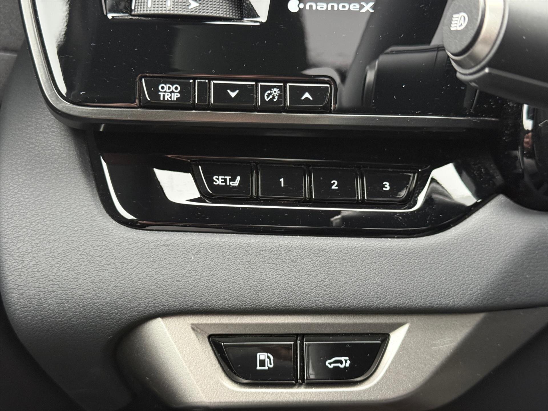 Lexus RX SUV 2,5 l 136 kw