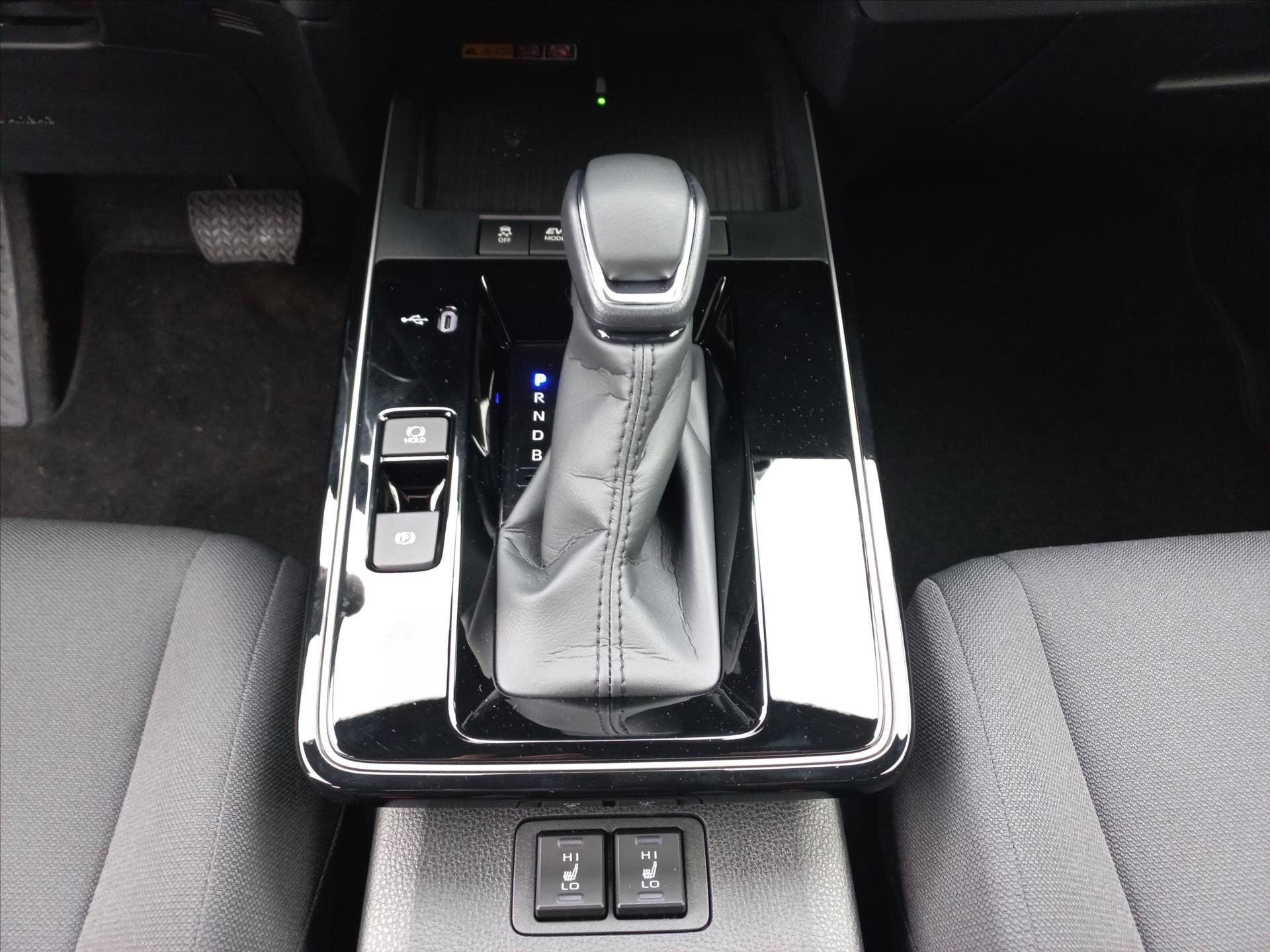 Toyota Corolla Cross CUV / Crossover 1,8 l 72 kw