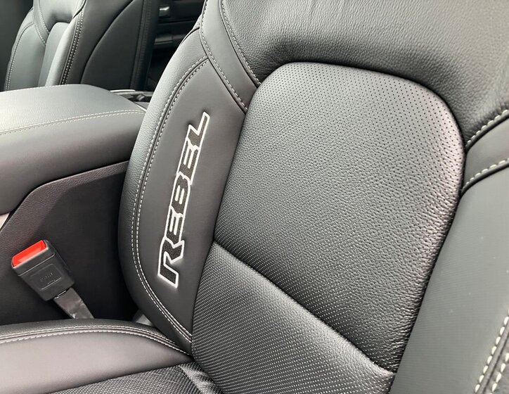 Dodge RAM Pick-up 3,0 l 313 kw