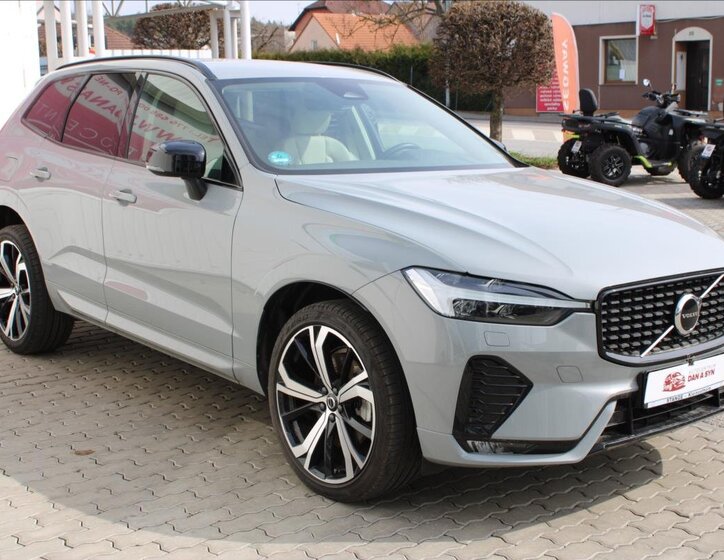 Volvo XC60 SUV / Terénní 2,0 l 145 kw