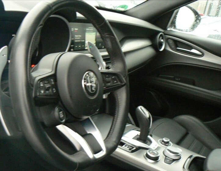Alfa Romeo Stelvio SUV 2,1 l 154 kw