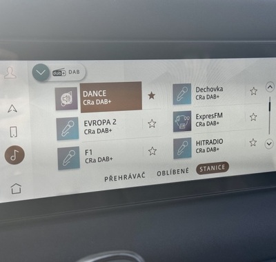 Land Rover Defender 34