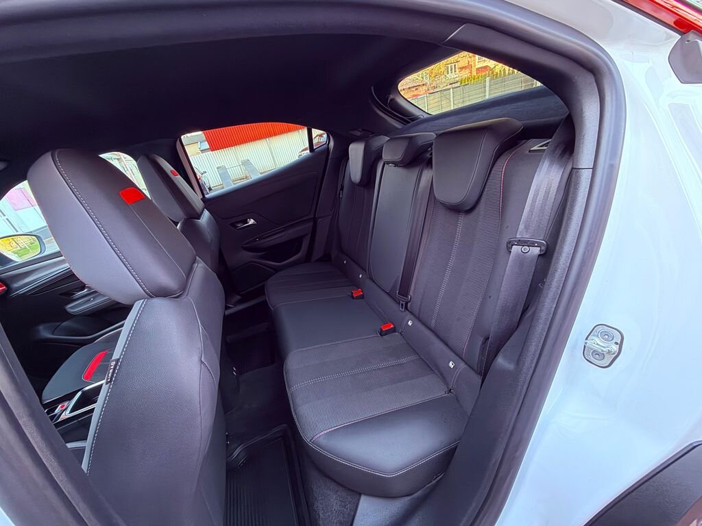 Opel Mokka SUV / Terénní 1,2 l 96 kw