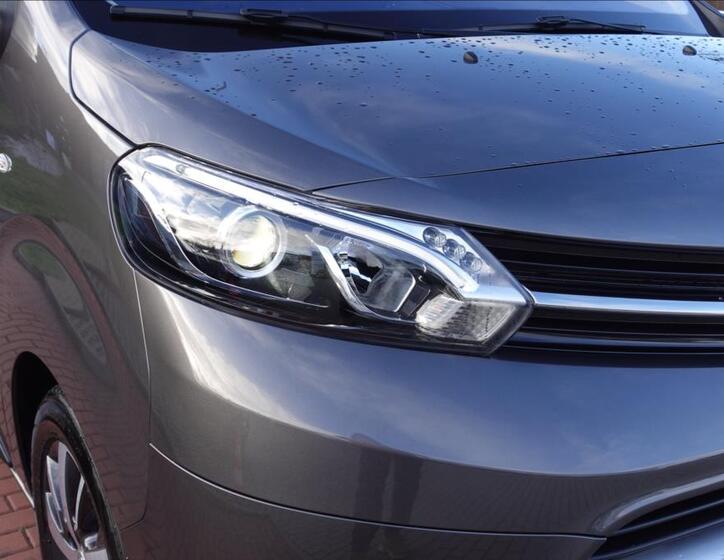 Toyota ProAce Verso 39