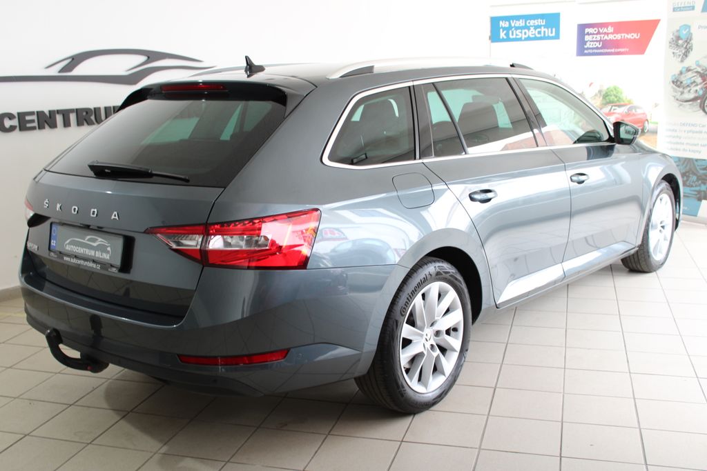 Škoda Superb