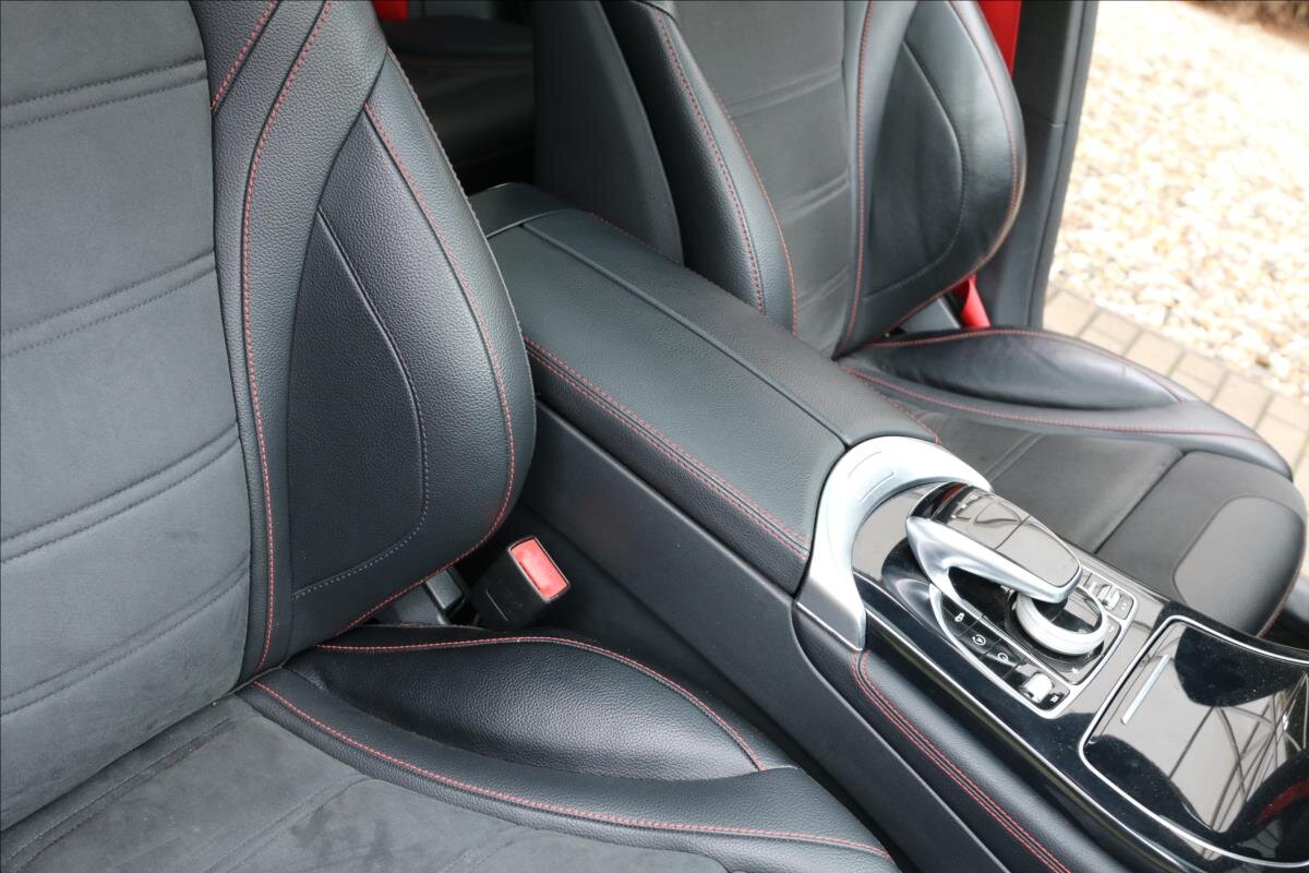 Mercedes-Benz GLC SUV / Terénní 3,0 l 270 kw