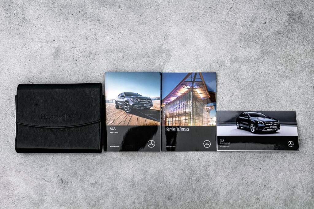 Mercedes-Benz GLA SUV 2,1 l 100 kw