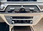 BMW Řada 7 40