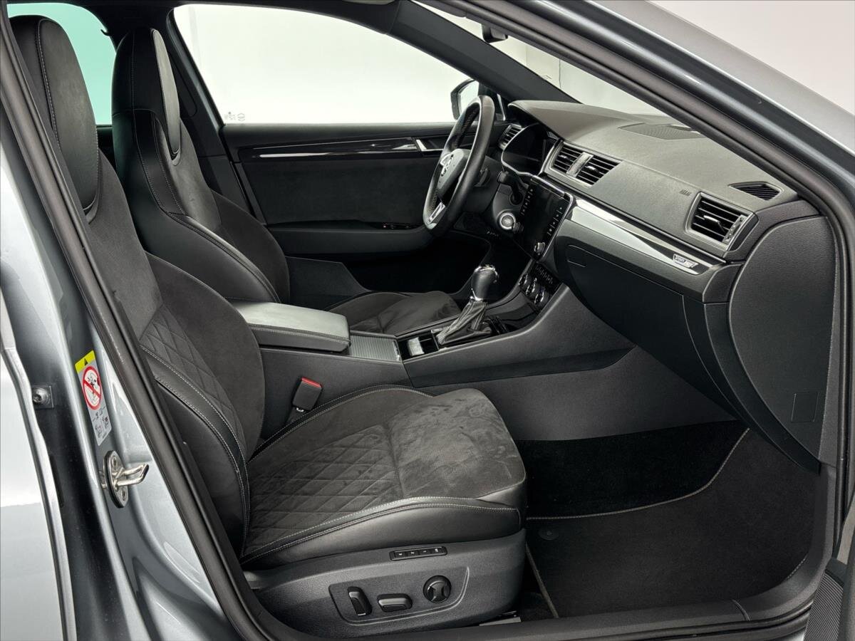 Škoda Superb Liftback 2,0 l 140 kw