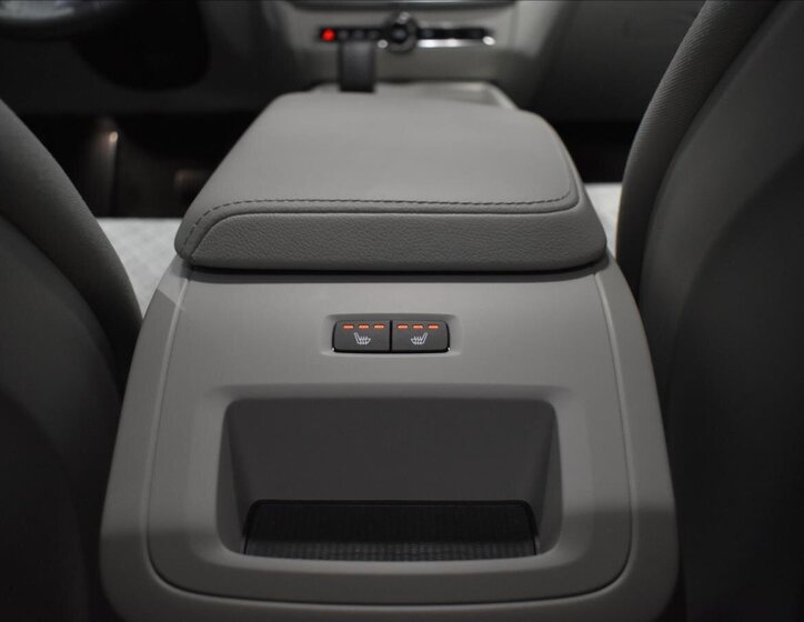 Volvo V60 Kombi 2,0 l 145 kw