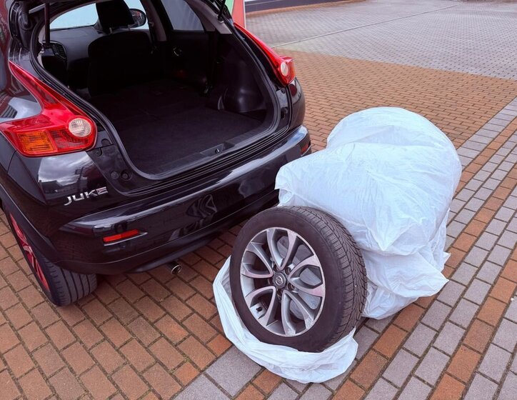 Nissan Juke Hatchback 1,6 l 86 kw