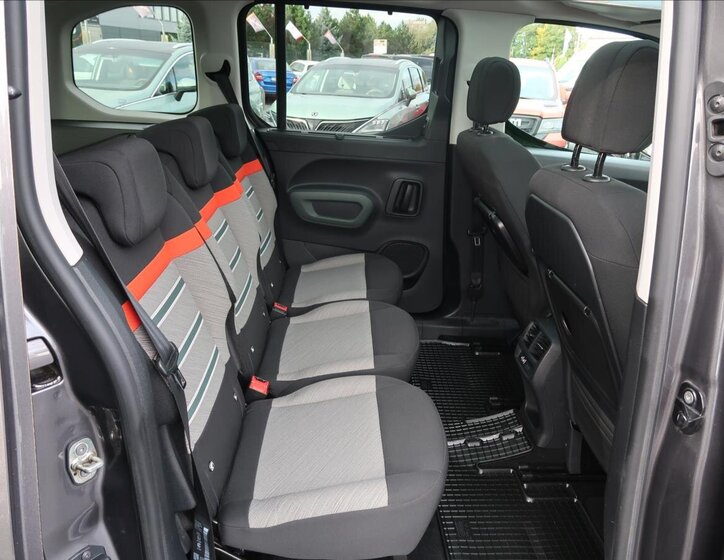 Citroën Berlingo MPV 1,5 l 96 kw