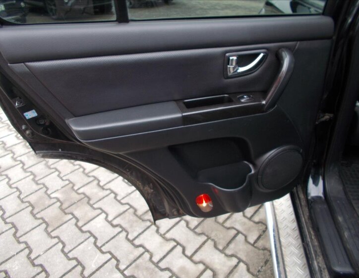 KIA Sorento SUV / Terénní 2,5 l 125 kw