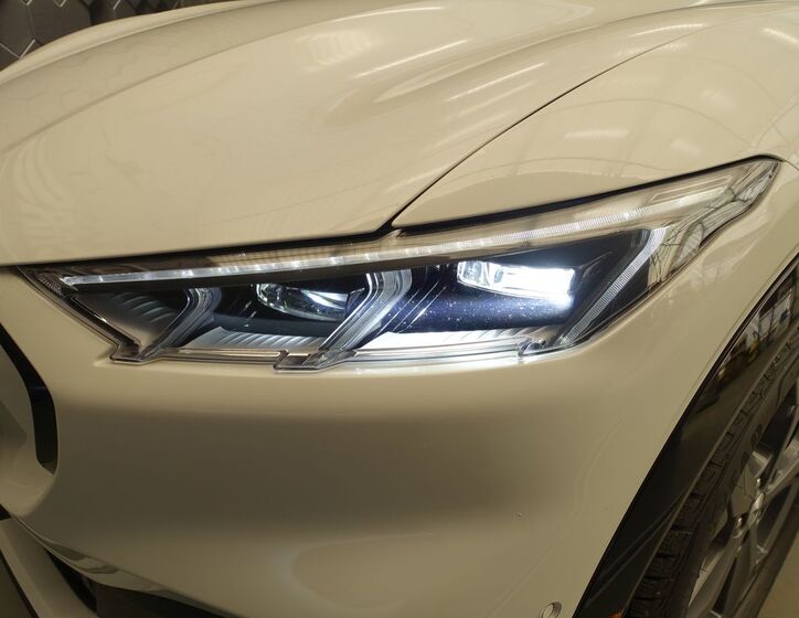 Ford Mustang Mach-E 41