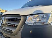 Mercedes-Benz Sprinter 16