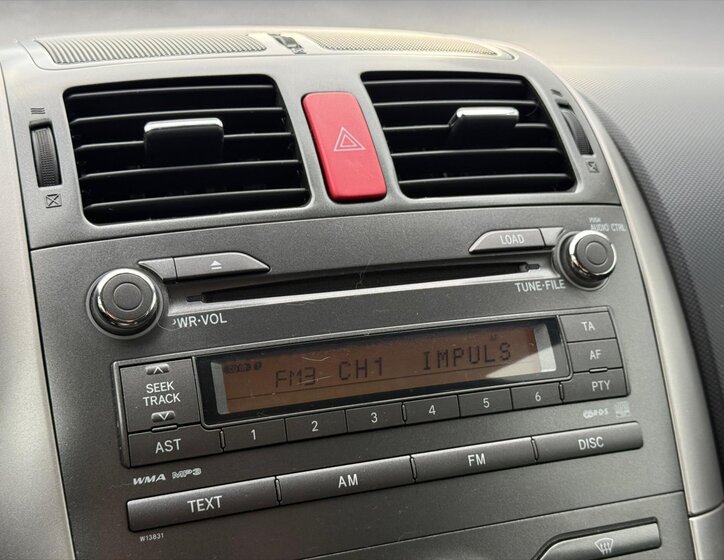 Toyota Auris Hatchback 1,6 l 91 kw