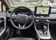 Toyota RAV4 SUV 2,5 l 225 kw