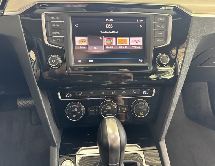 Volkswagen Passat 17