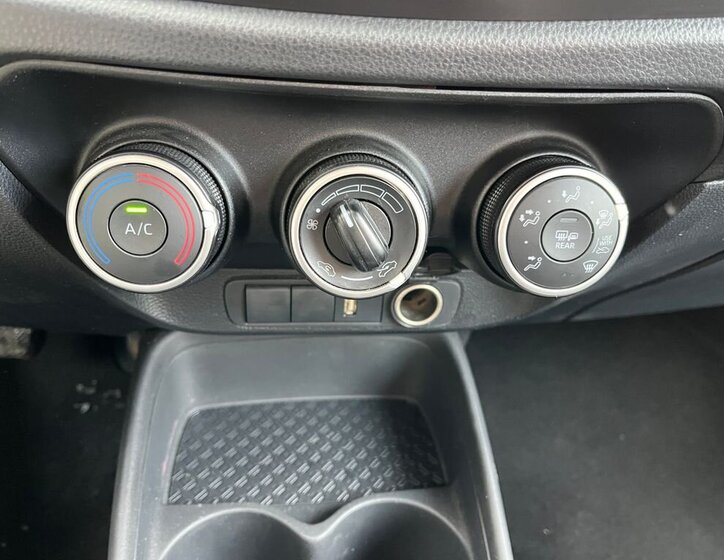 Toyota Aygo Hatchback 998,0 53 kw