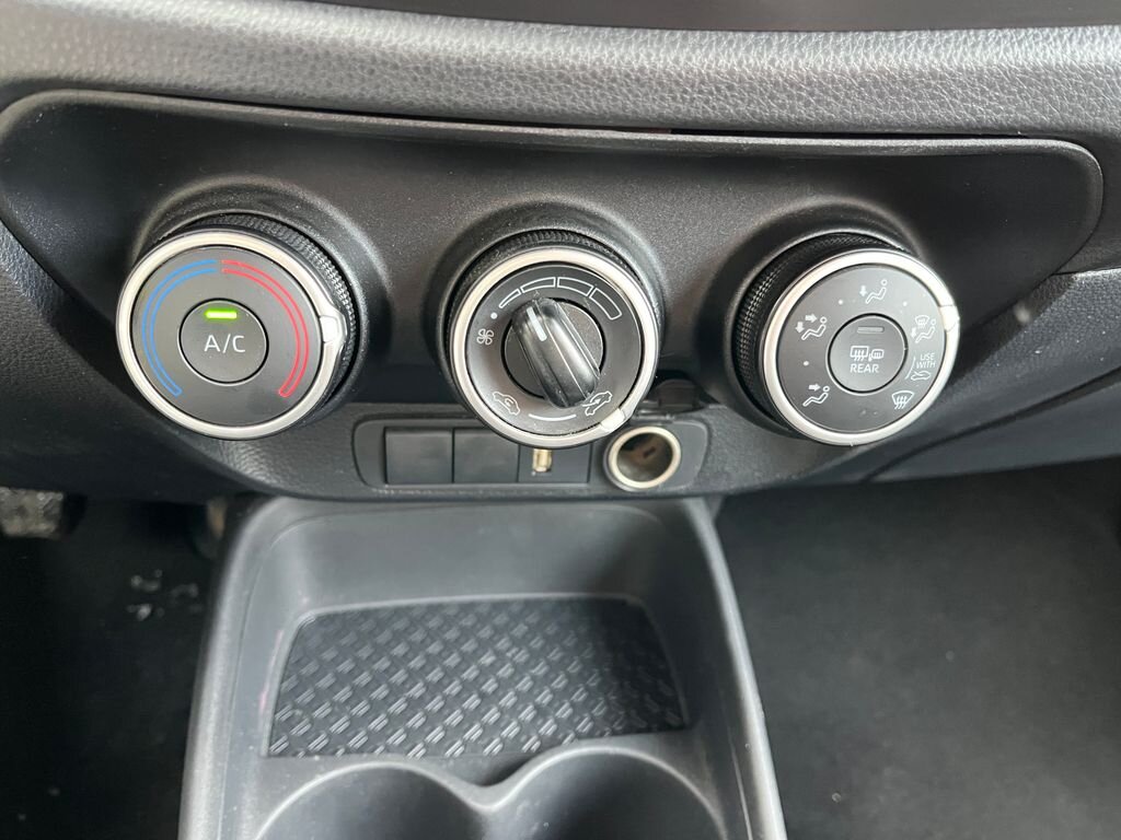 Toyota Aygo Hatchback 998,0 53 kw