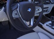 BMW Řada 7 21