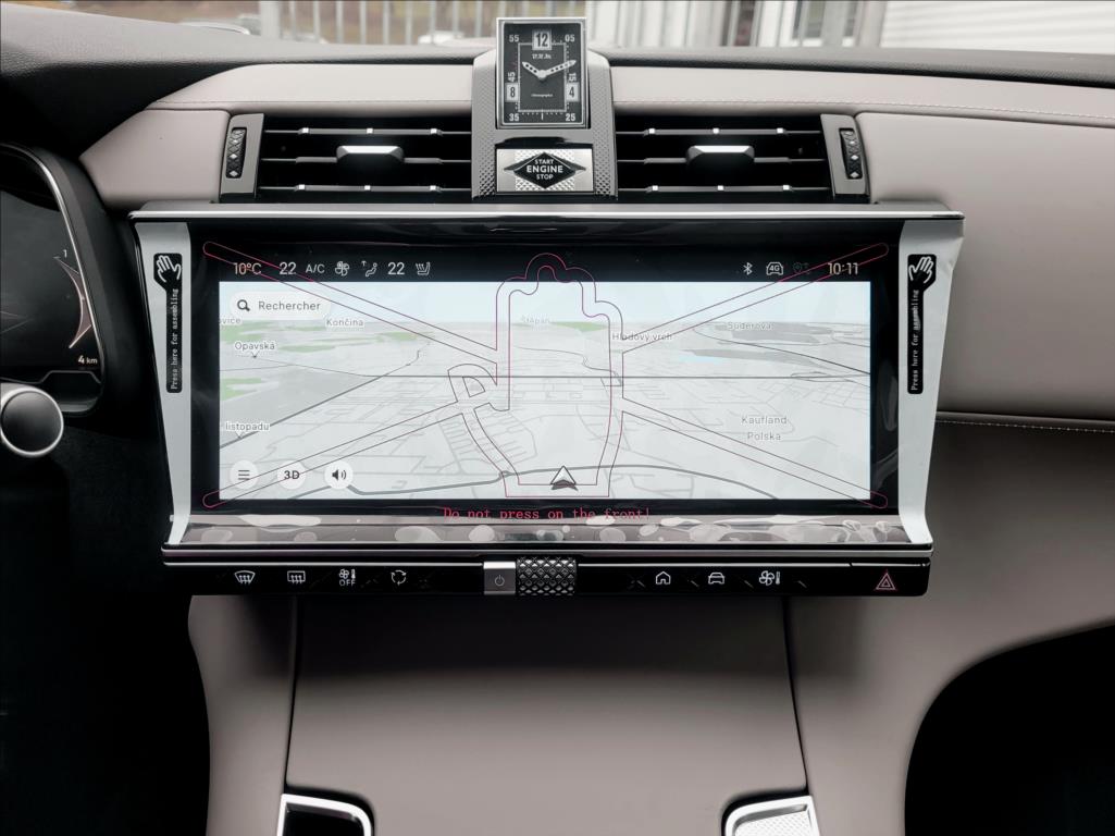 DS Automobiles DS7 Crossback