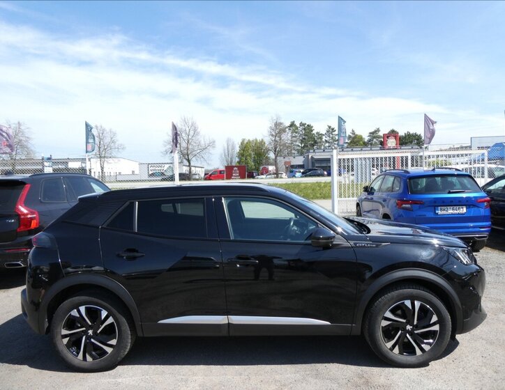 Peugeot 2008 SUV / Terénní 1,2 l 96 kw