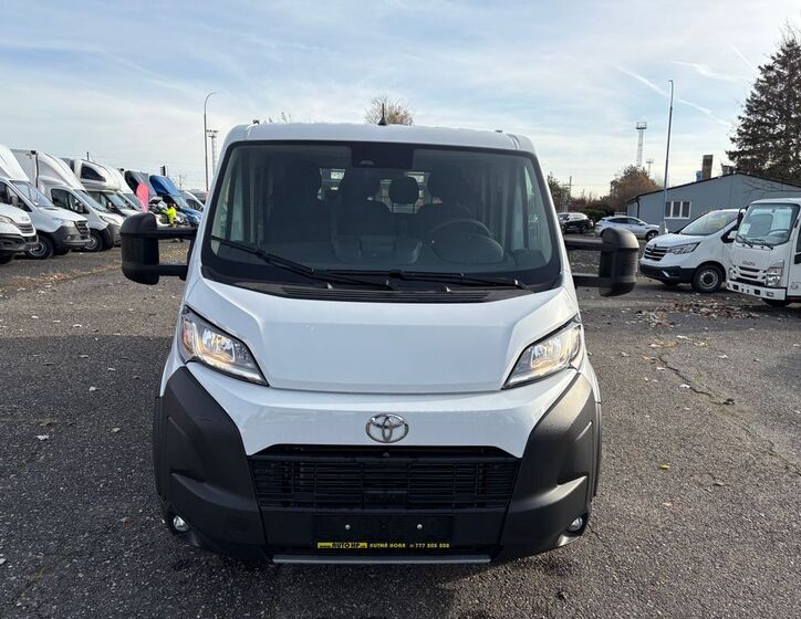 Toyota Proace Max 8