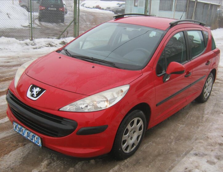 Peugeot 207 Kombi 1,4 l 54 kw