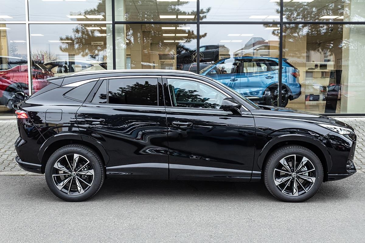 MG HS SUV 1,5 l 125 kw