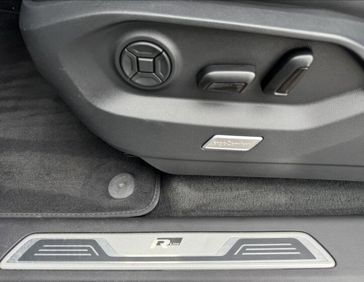 Volkswagen Touareg Kombi 3,0 l 210 kw