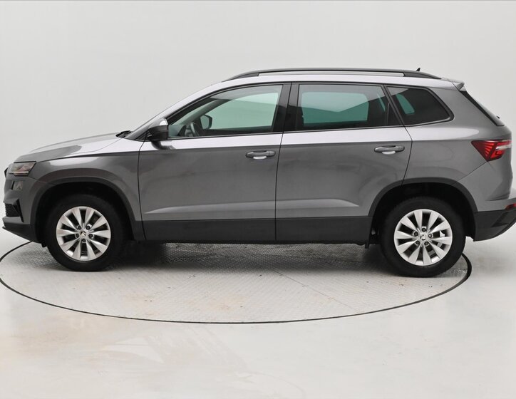 Škoda Karoq SUV 1,5 l 110 kw