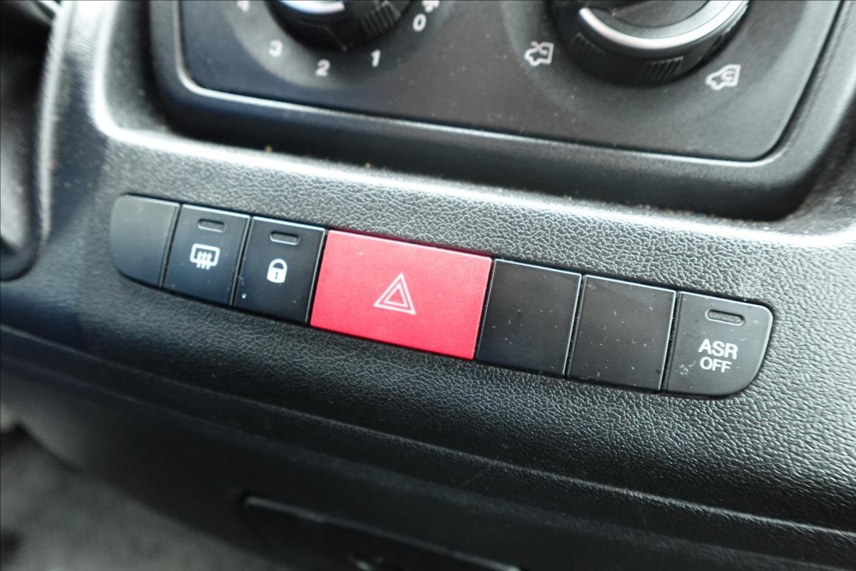 Peugeot Boxer Ostatní 2,2 l 121 kw