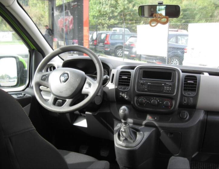 Renault Trafic 14