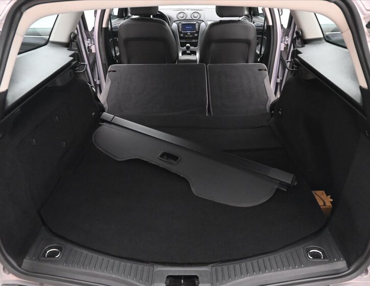 Ford Mondeo Kombi 2,0 l 120 kw